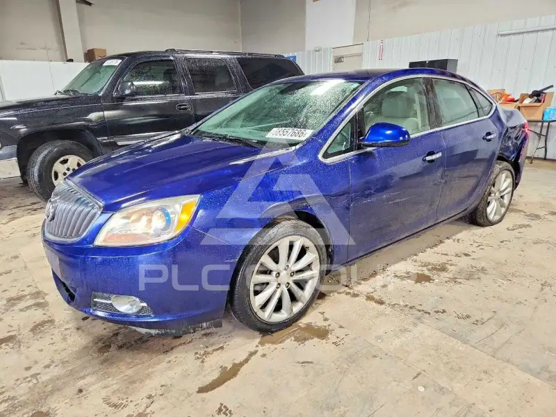 2013 Buick VERANO photo