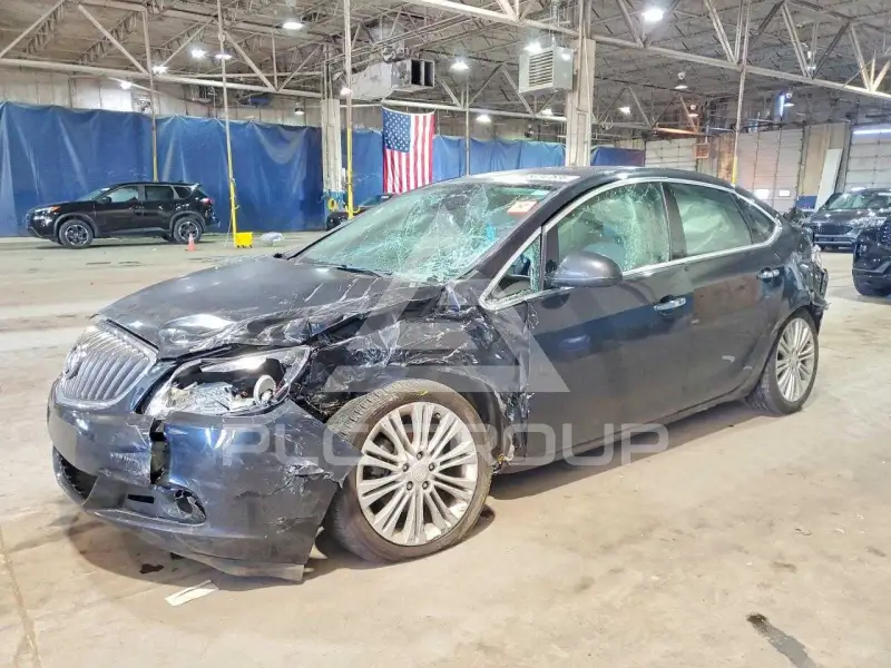 2013 Buick VERANO photo