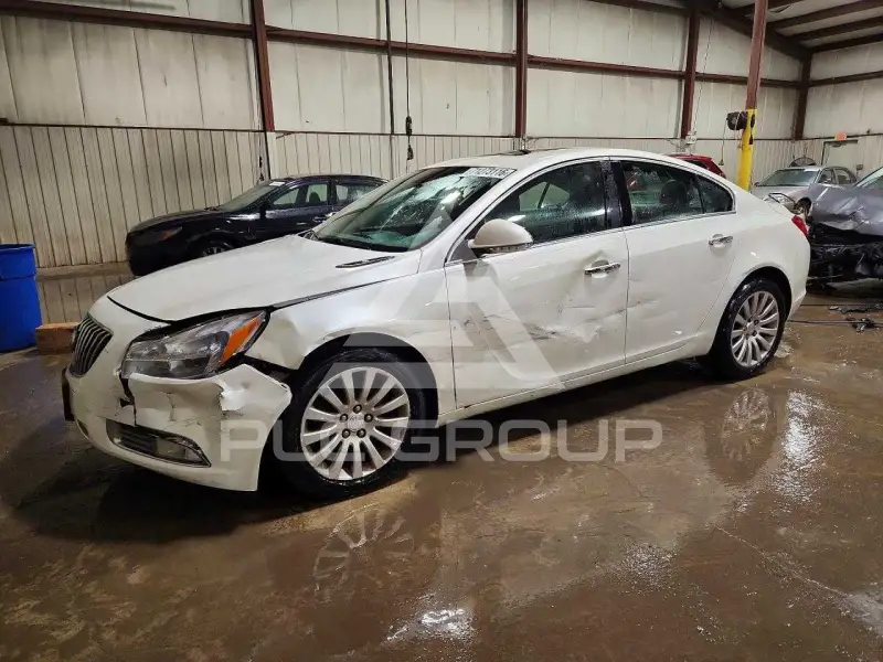 2013 Buick REGAL фото