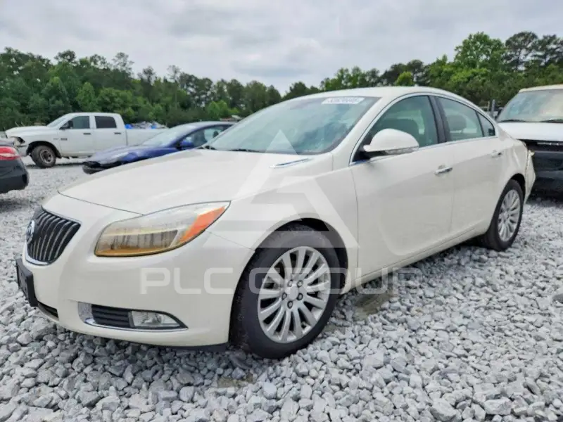 2013 Buick REGAL фото