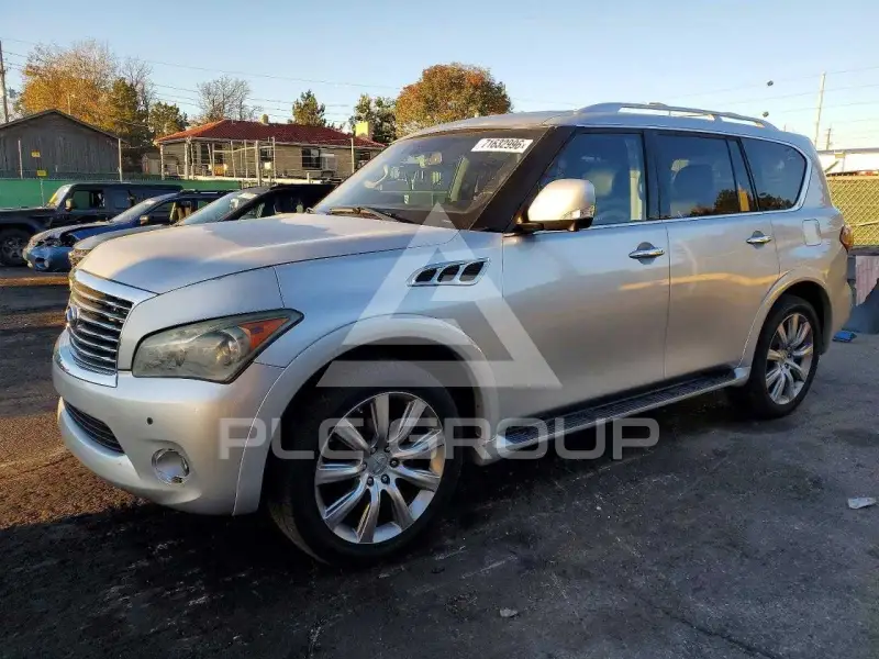 2013 Infinity QX56 фото