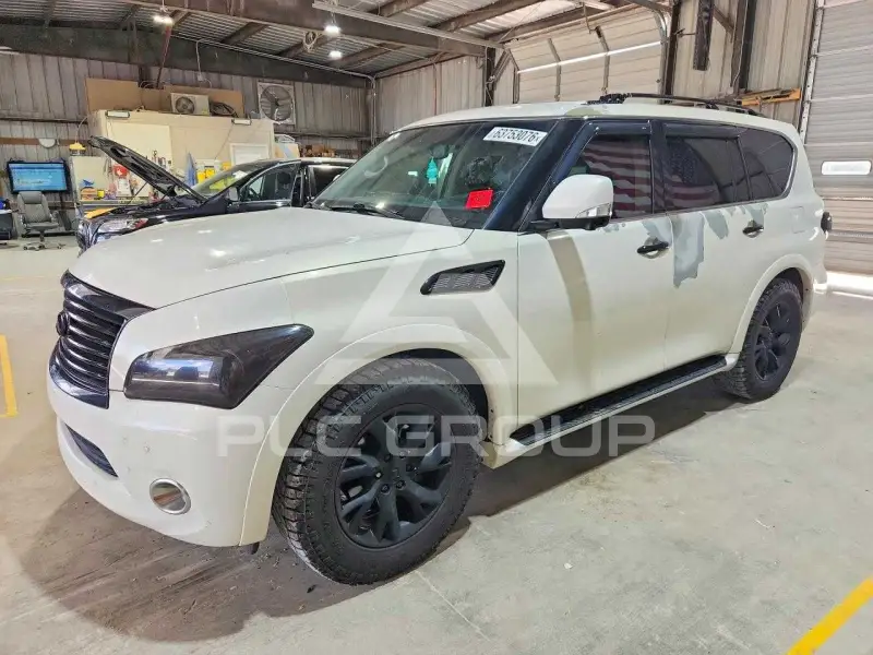 2013 Infinity QX56 photo