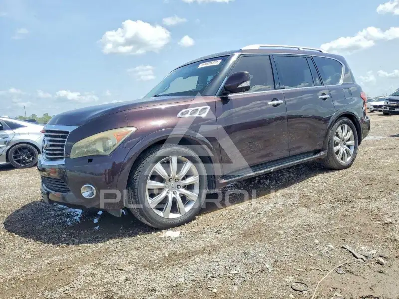 2013 Infinity QX56 photo
