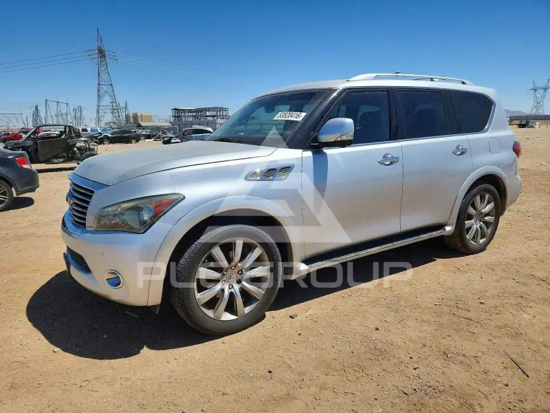 2013 Infinity QX56 photo