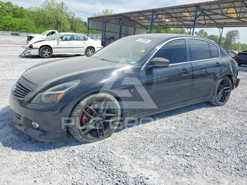 2013 Infinity G37 фото