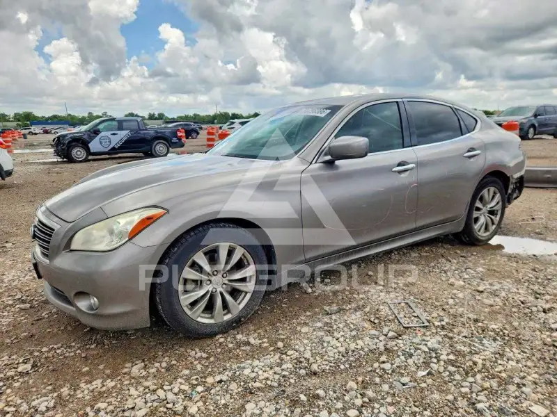 2013 Infinity M37 фото
