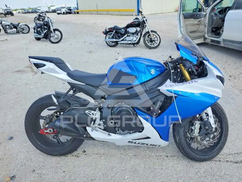 2013 Suzuki GSX фото