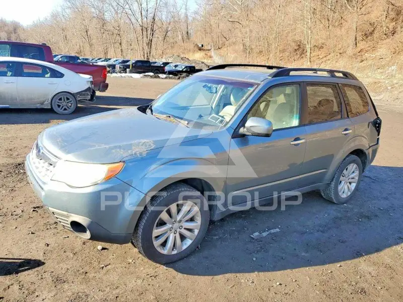 2013 Subaru Forester фото