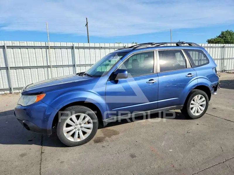 2013 Subaru Forester фото