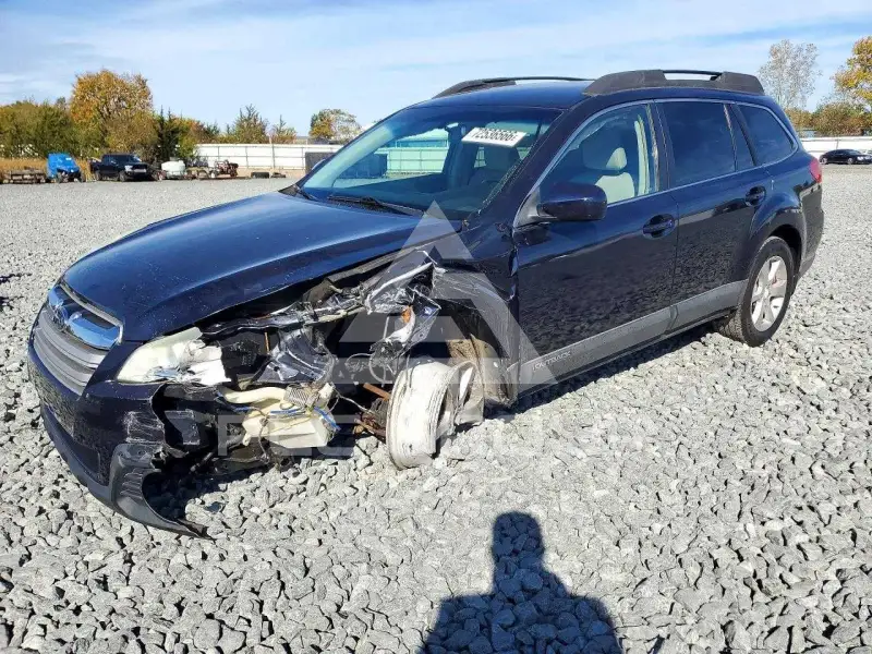 2013 Subaru Outback photo