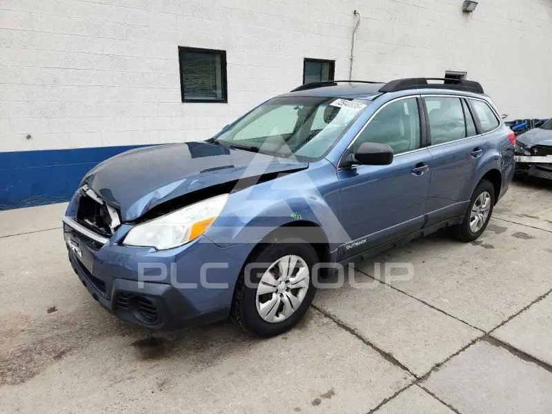 2013 Subaru Outback photo