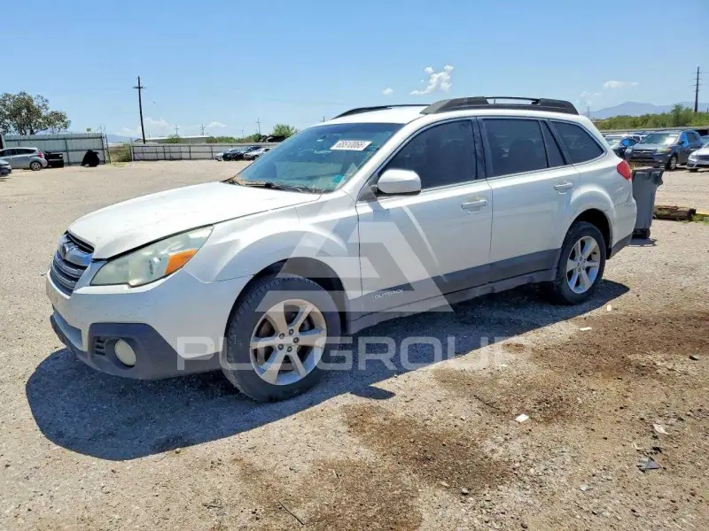 2013 Subaru Outback photo