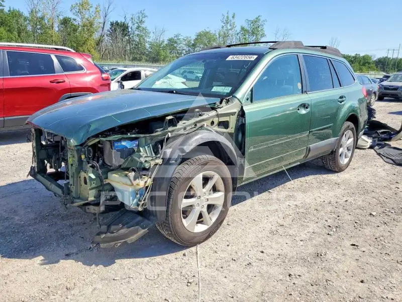 2013 Subaru Outback photo
