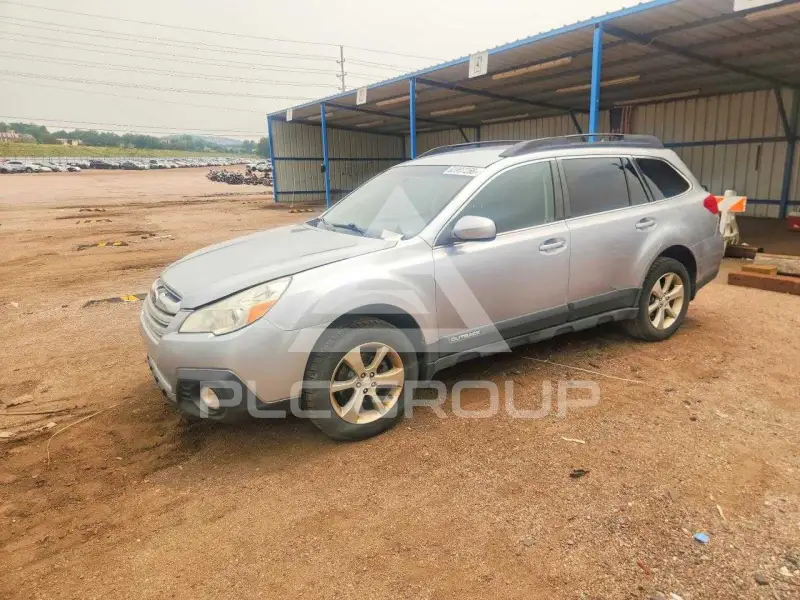 2013 Subaru Outback фото