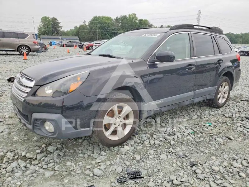 2013 Subaru Outback photo