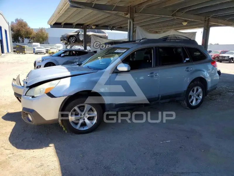 2013 Subaru Outback фото