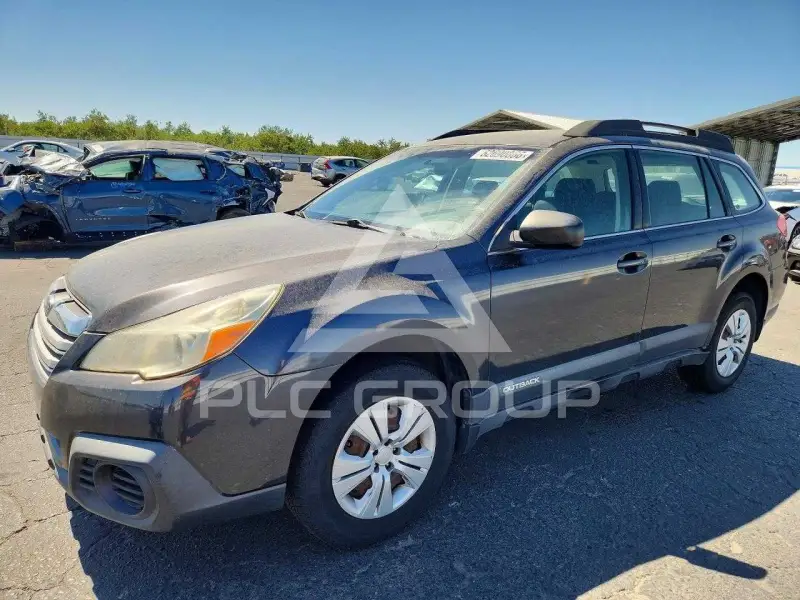 2013 Subaru Outback photo
