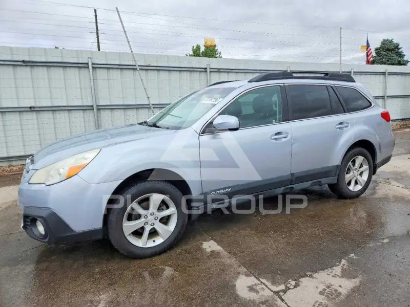 2013 Subaru Outback фото