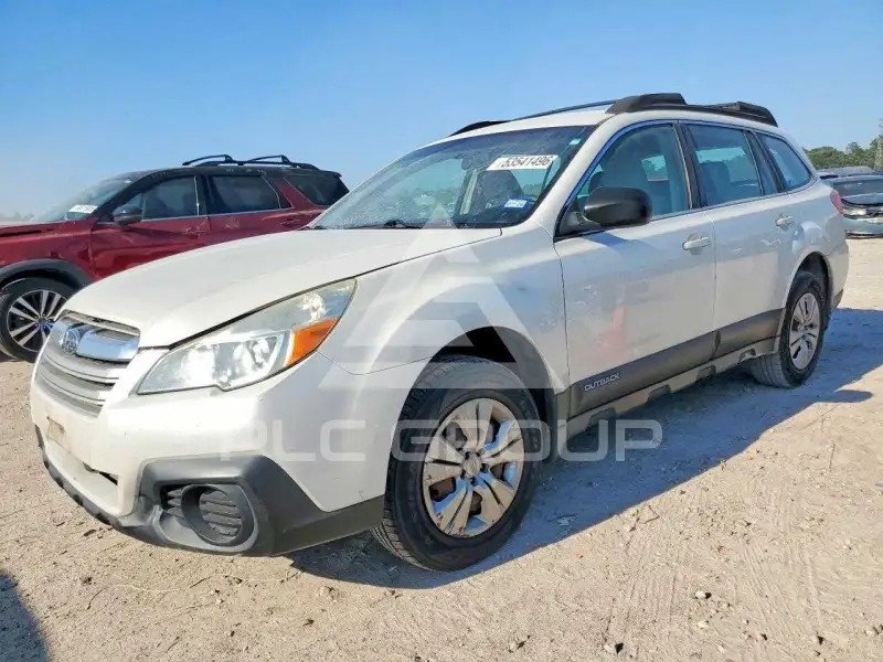 2013 Subaru Outback photo