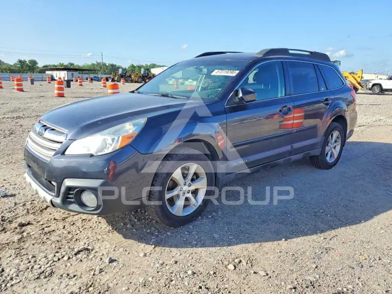 2013 Subaru Outback photo