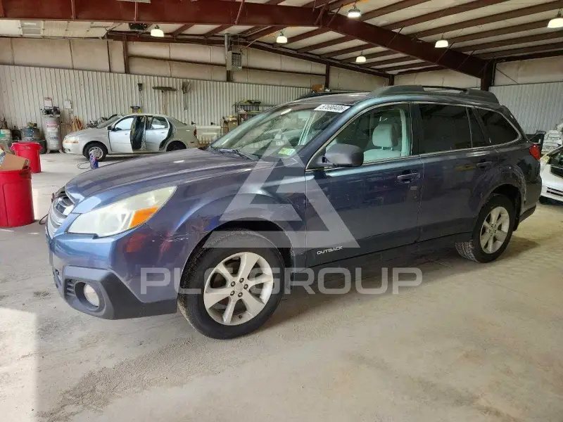 2013 Subaru Outback photo