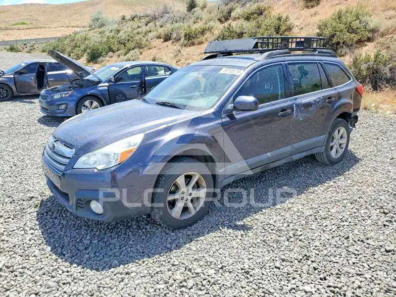 2013 Subaru Outback photo