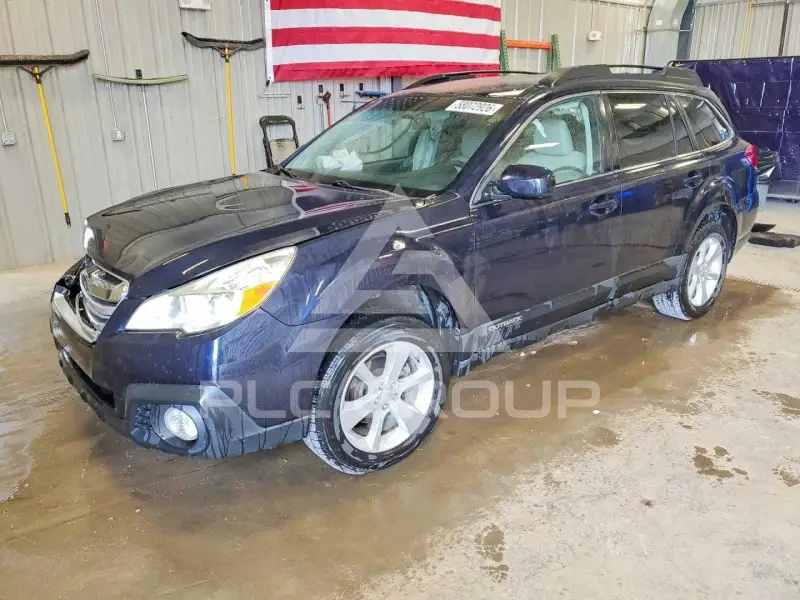 2013 Subaru Outback photo
