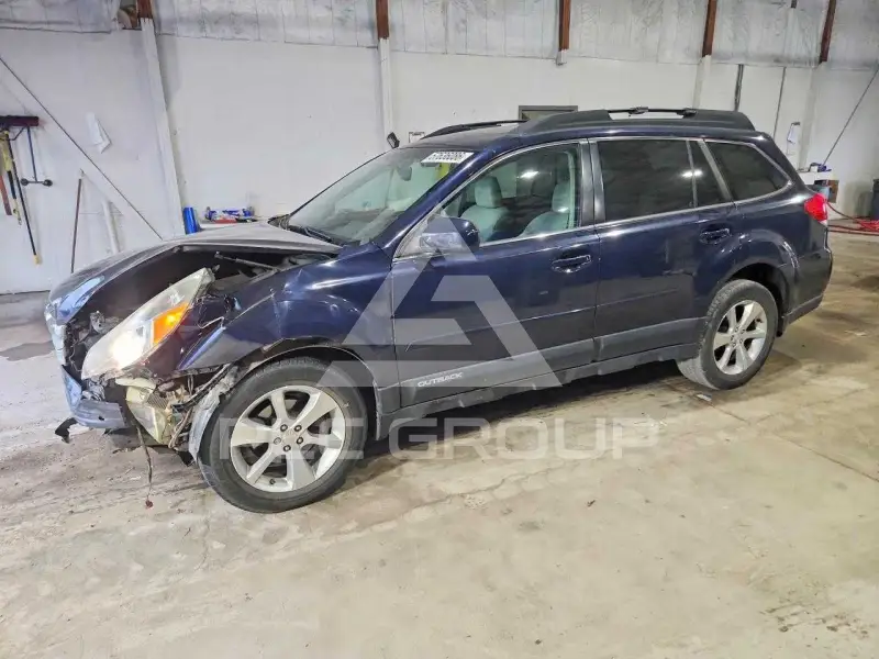 2013 Subaru Outback photo