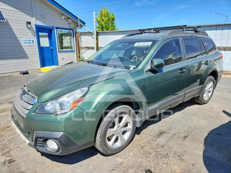 2013 Subaru Outback photo
