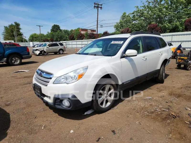 2013 Subaru Outback фото