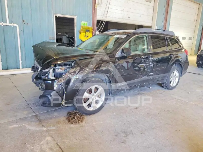 2013 Subaru Outback photo