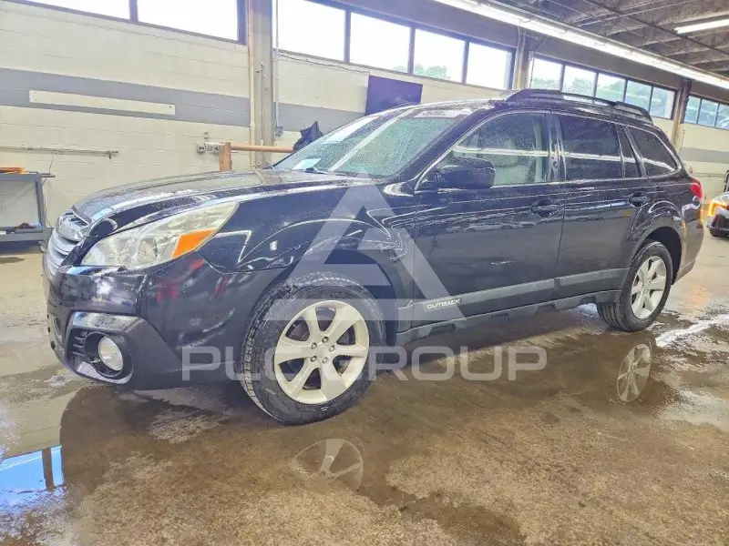 2013 Subaru Outback photo