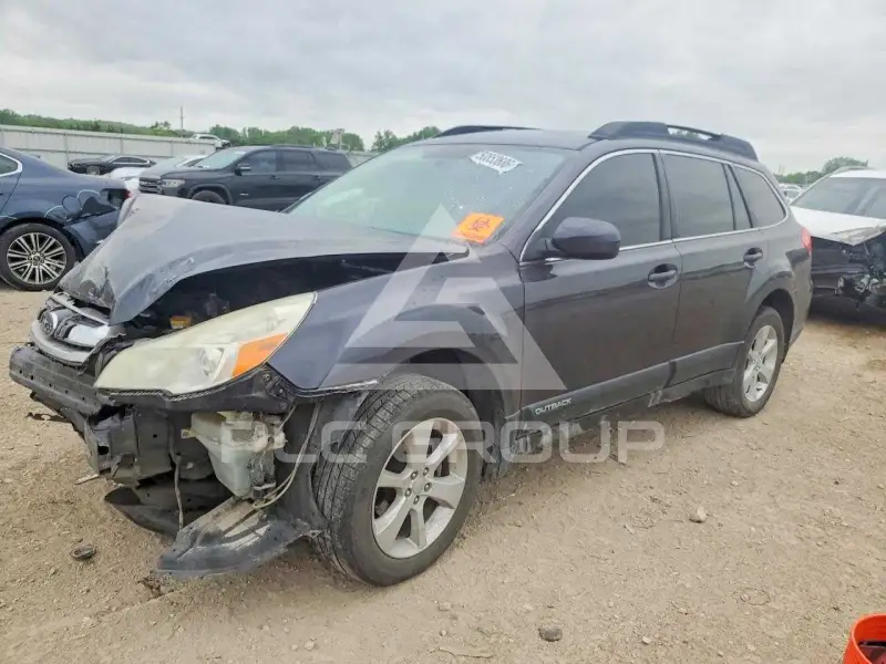 2013 Subaru Outback фото