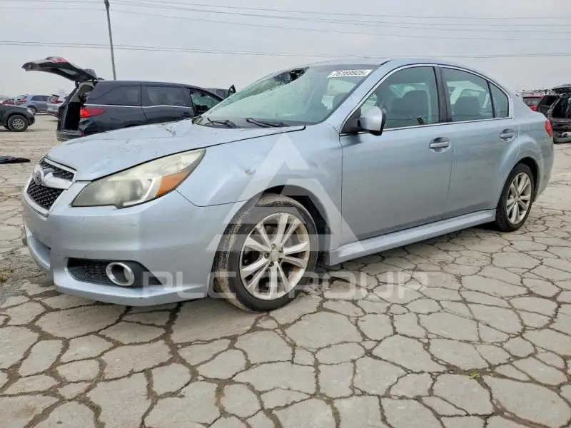 2013 Subaru Legacy фото