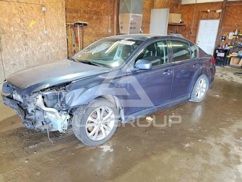 2013 Subaru Legacy фото