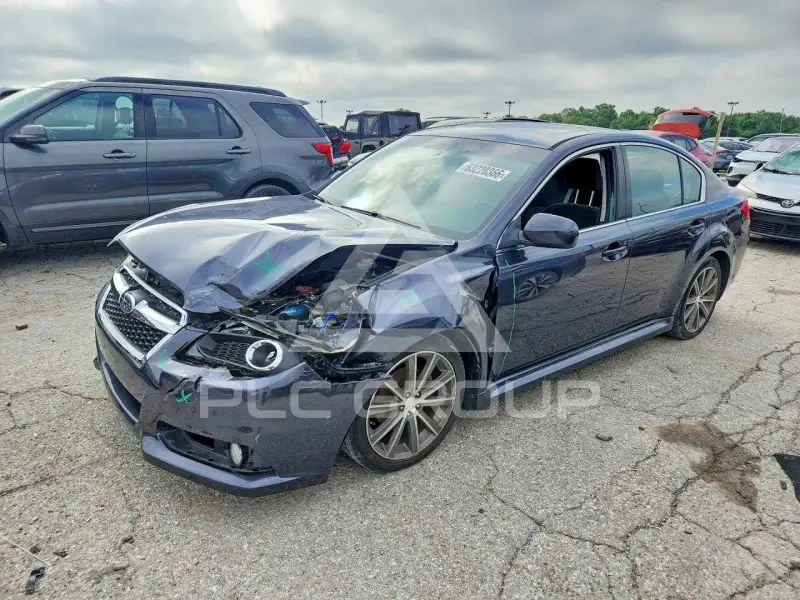 2013 Subaru Legacy фото