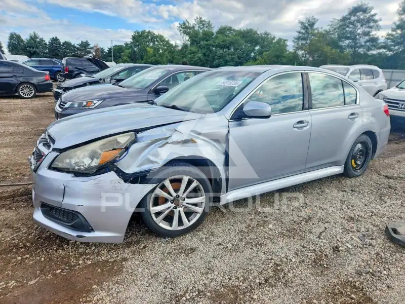 2013 Subaru Legacy фото
