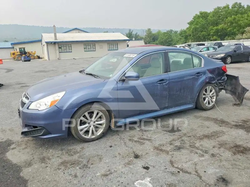 2013 Subaru Legacy фото