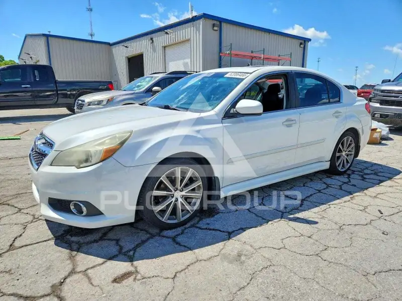 2013 Subaru Legacy photo