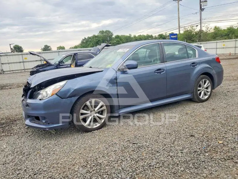 2013 Subaru Legacy фото