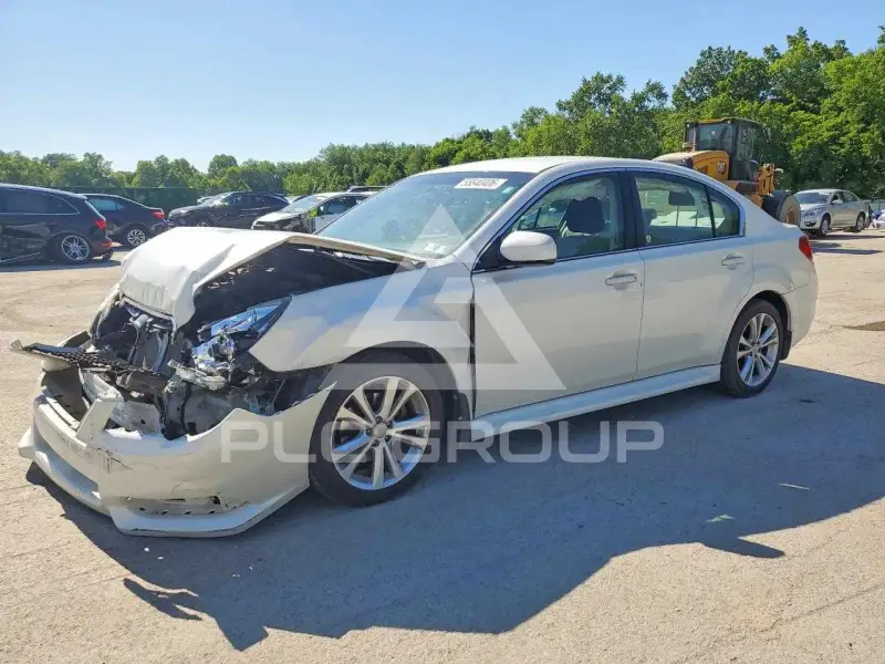 2013 Subaru Legacy photo