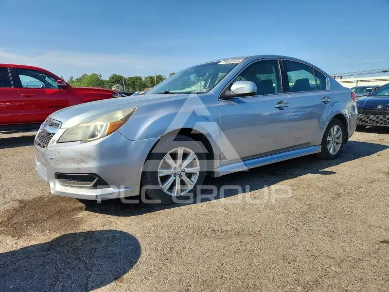 2013 Subaru Legacy фото