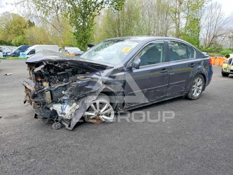 2013 Subaru Legacy фото