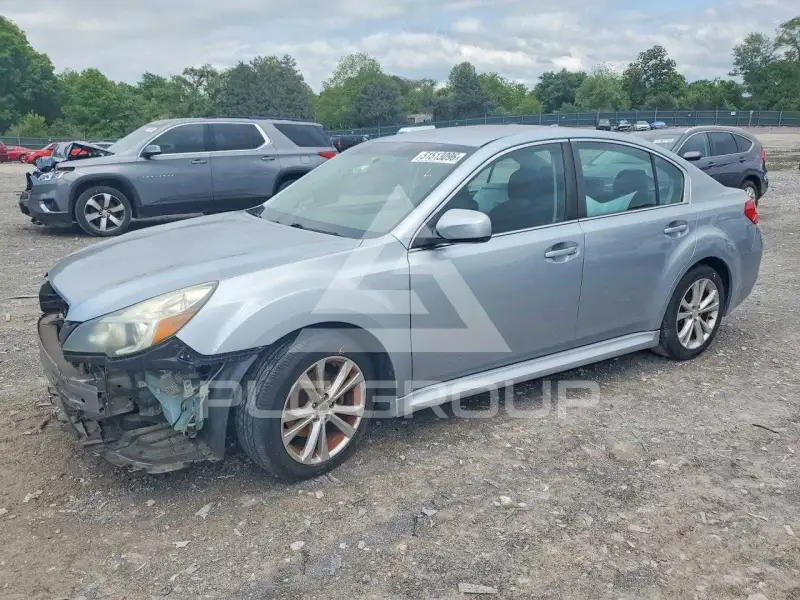 2013 Subaru Legacy фото