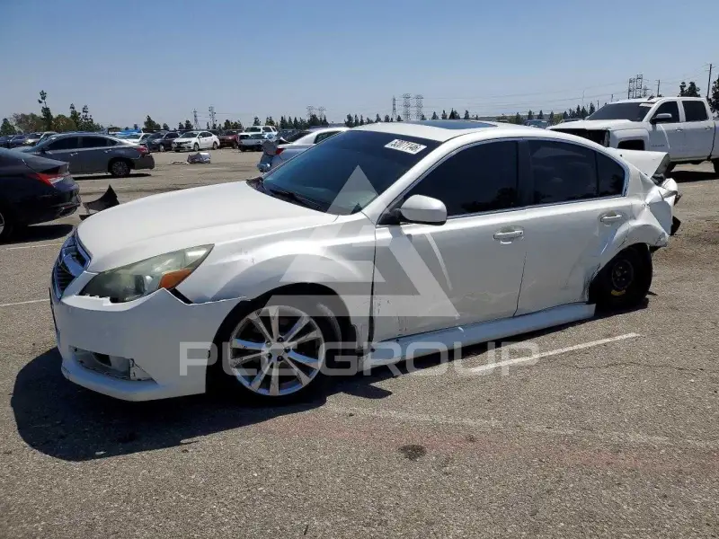 2013 Subaru Legacy фото