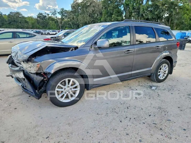 2013 Dodge JOURNEY photo