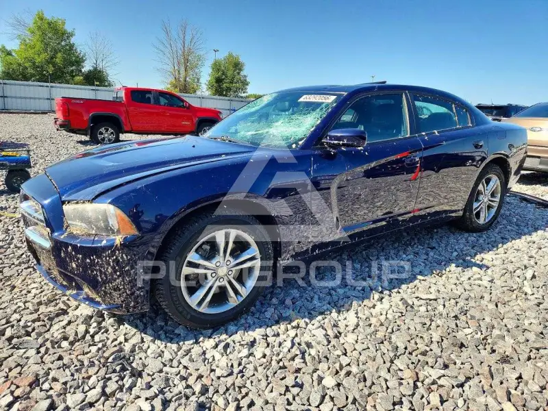 2013 Dodge CHARGER фото