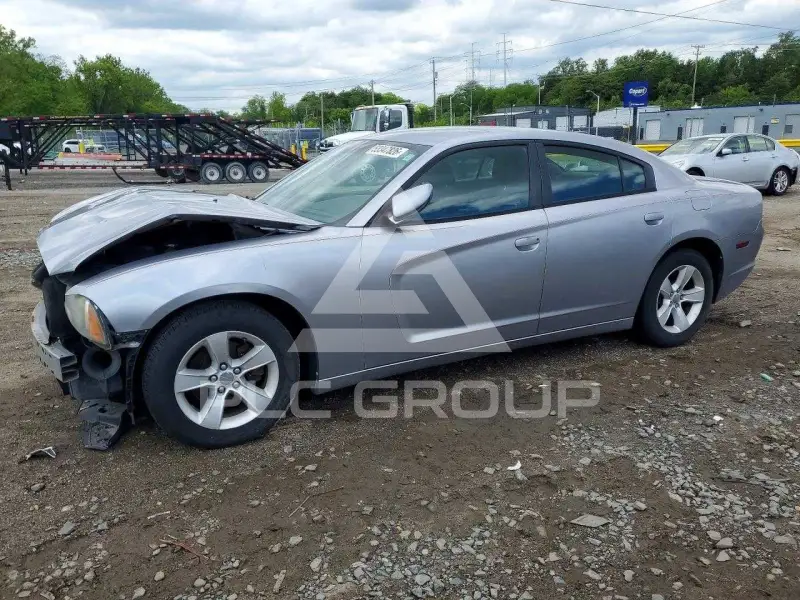 2013 Dodge CHARGER фото
