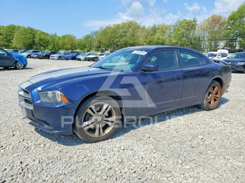 2013 Dodge CHARGER photo