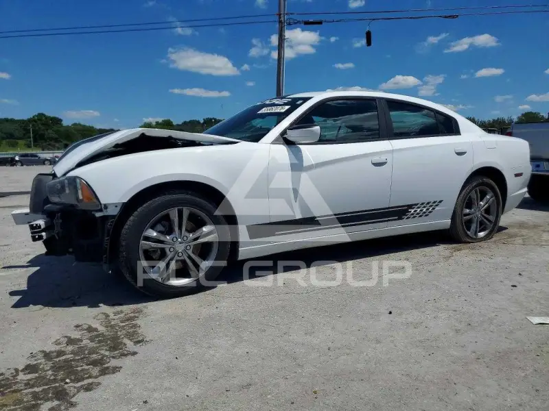 2013 Dodge CHARGER фото